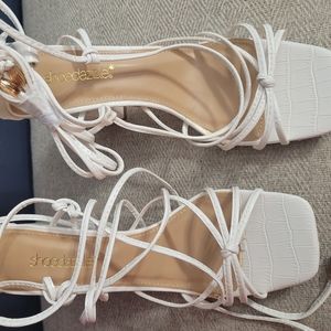 White lace up Sandles